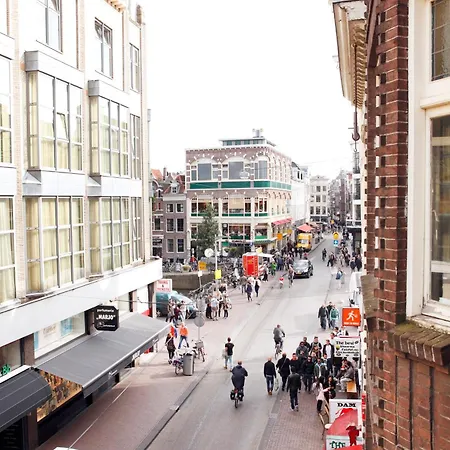 Damsquare Hotell 3*