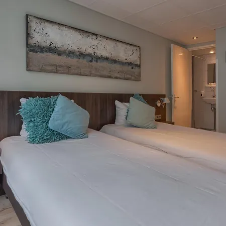 Damsquare Отель Амстердам