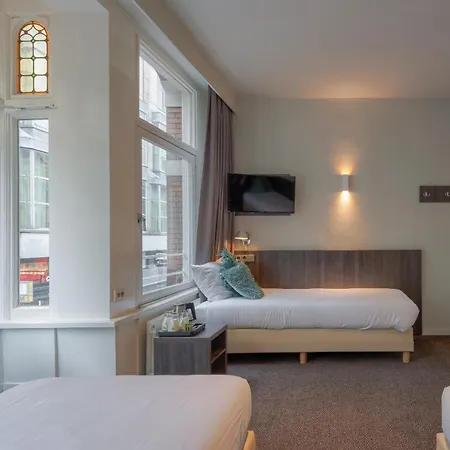 Отель Damsquare Амстердам