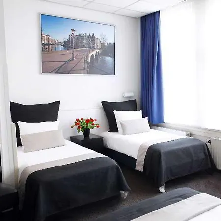 Hotel Damsquare 3*