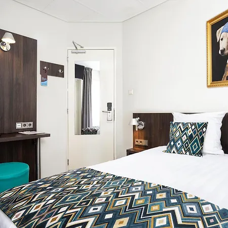 Отель Damsquare Амстердам