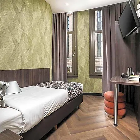 Hotel Damsquare 3*