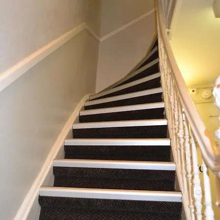 Отель Damsquare 3*