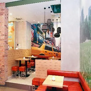 Damsquare Hotel