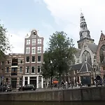 Damsquare 3*