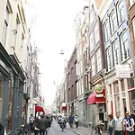Damsquare Hotel 3*